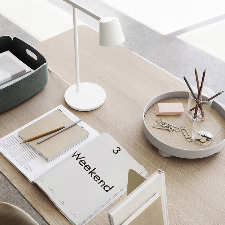 muuto | 70/70 table | oak veneer + black base 170x85cm