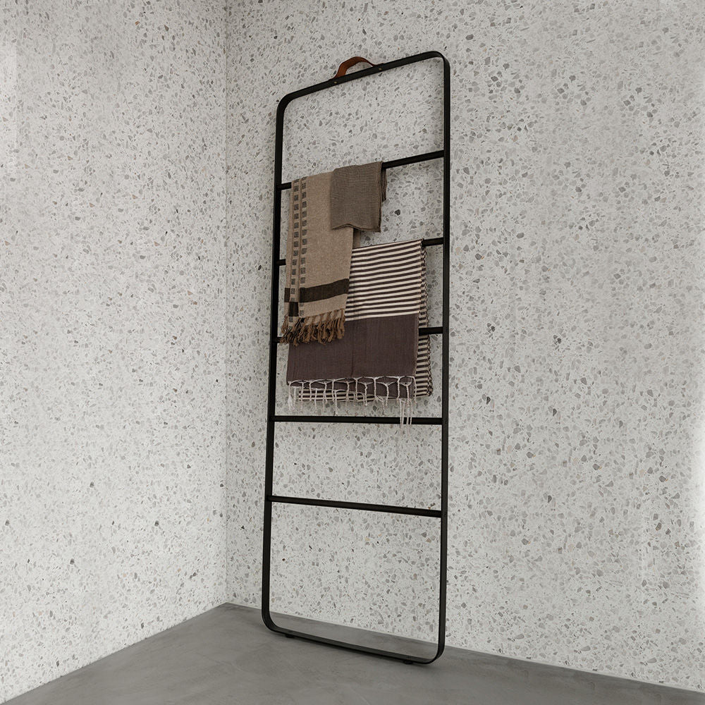 audo copenhagen (menu) | norm towel ladder | black + dark oak
