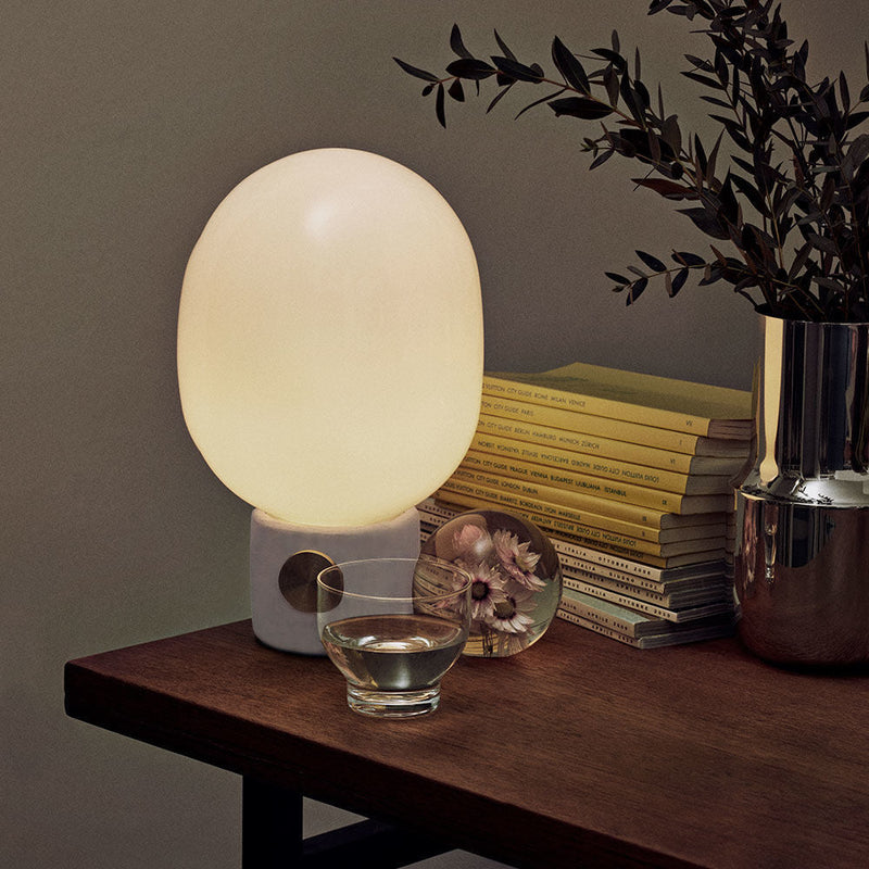 audo copenhagen (menu) | jwda table lamp small | light grey concrete