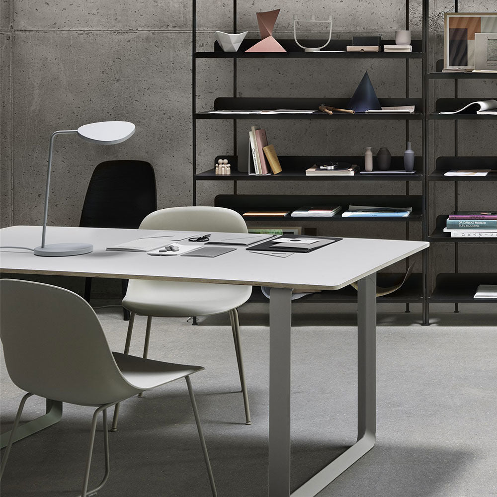 muuto | leaf table lamp | white