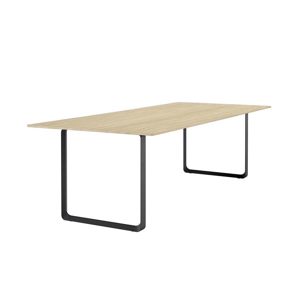 muuto | 70/70 table | solid oak + black base 225x90cm