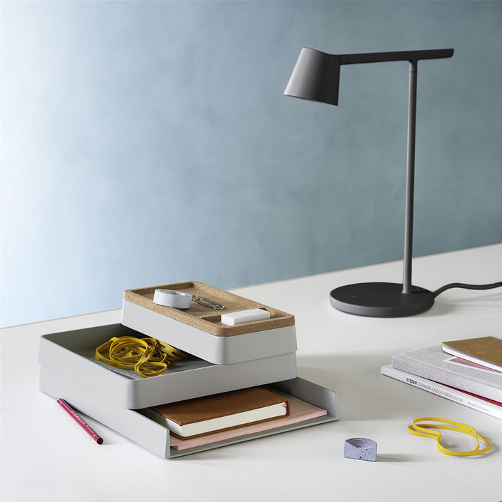 muuto | tip table lamp | black
