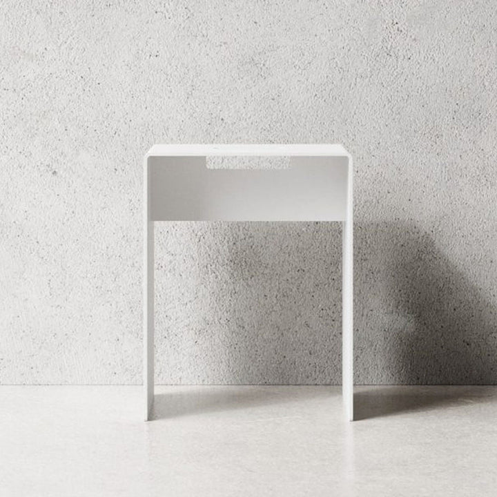 nichba | stool | white - LC