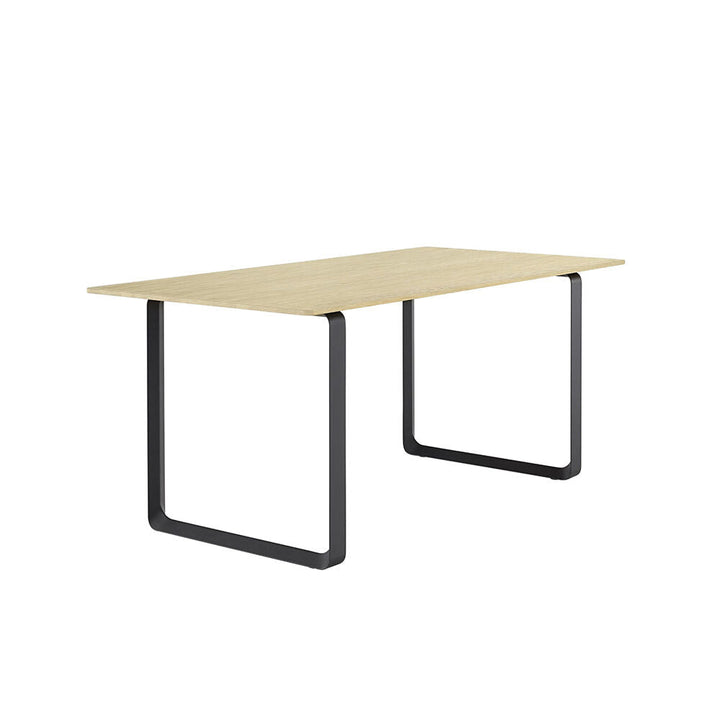 muuto | 70/70 table | solid oak + black base 170x85cm