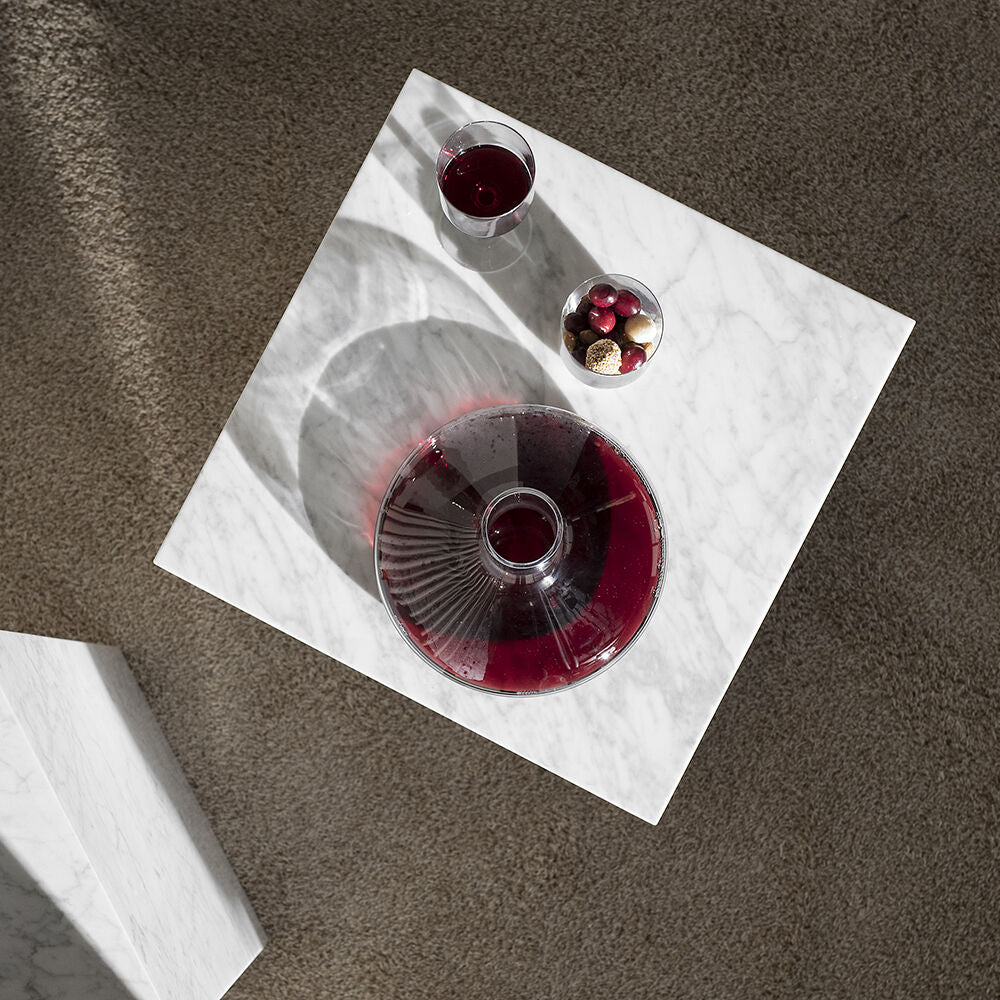 audo copenhagen (menu) | wine breather carafe deluxe | clear + brass