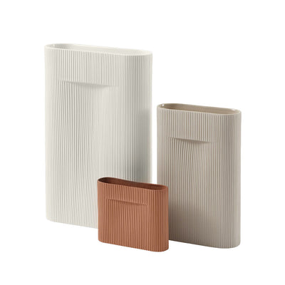 muuto | ridge vase | beige 35cm