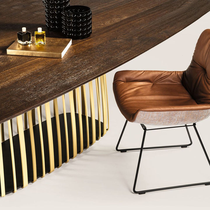 freifrau | leya armchair low | wire frame | cairo cognac leather