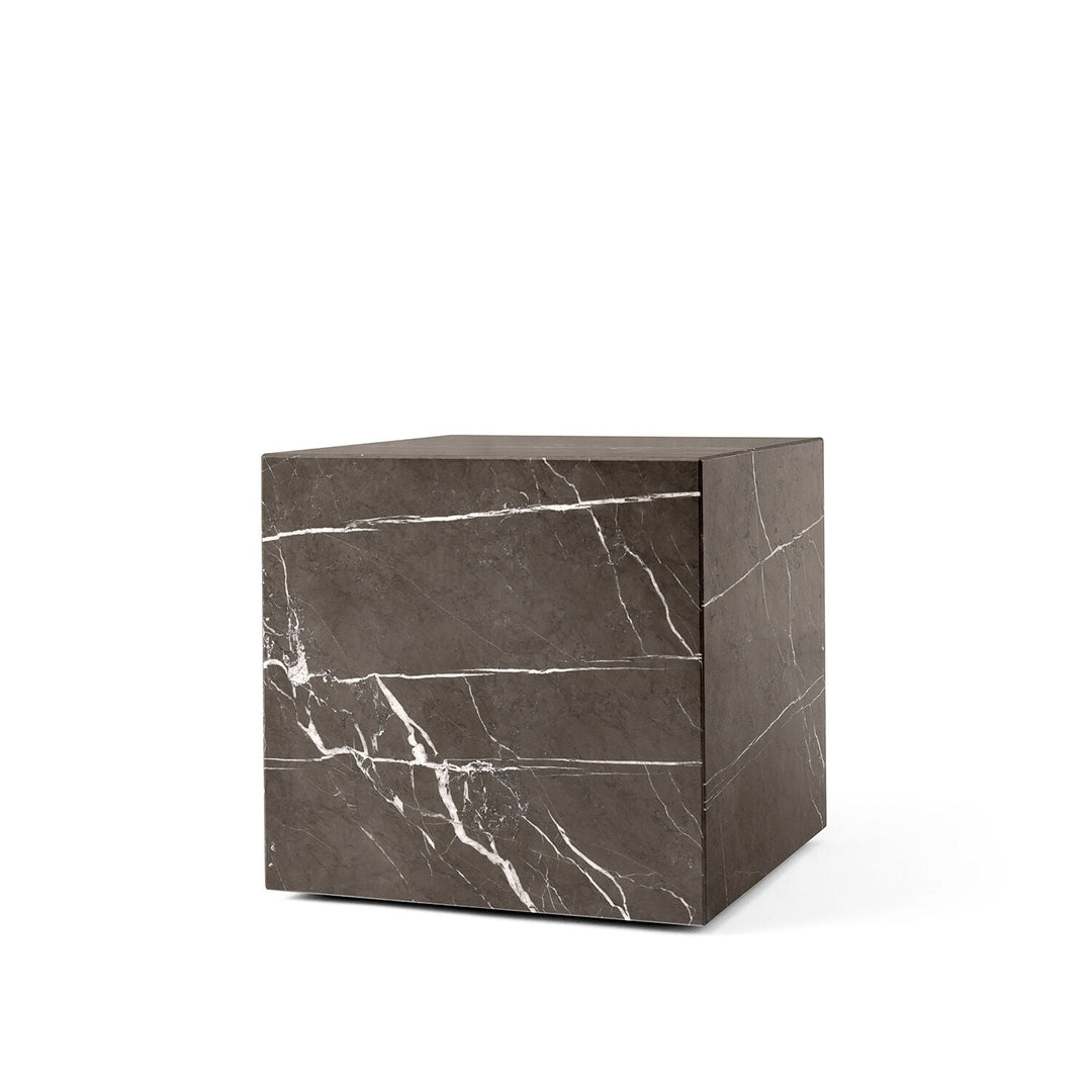 audo copenhagen (menu) | plinth cubic | grey kendzo marble