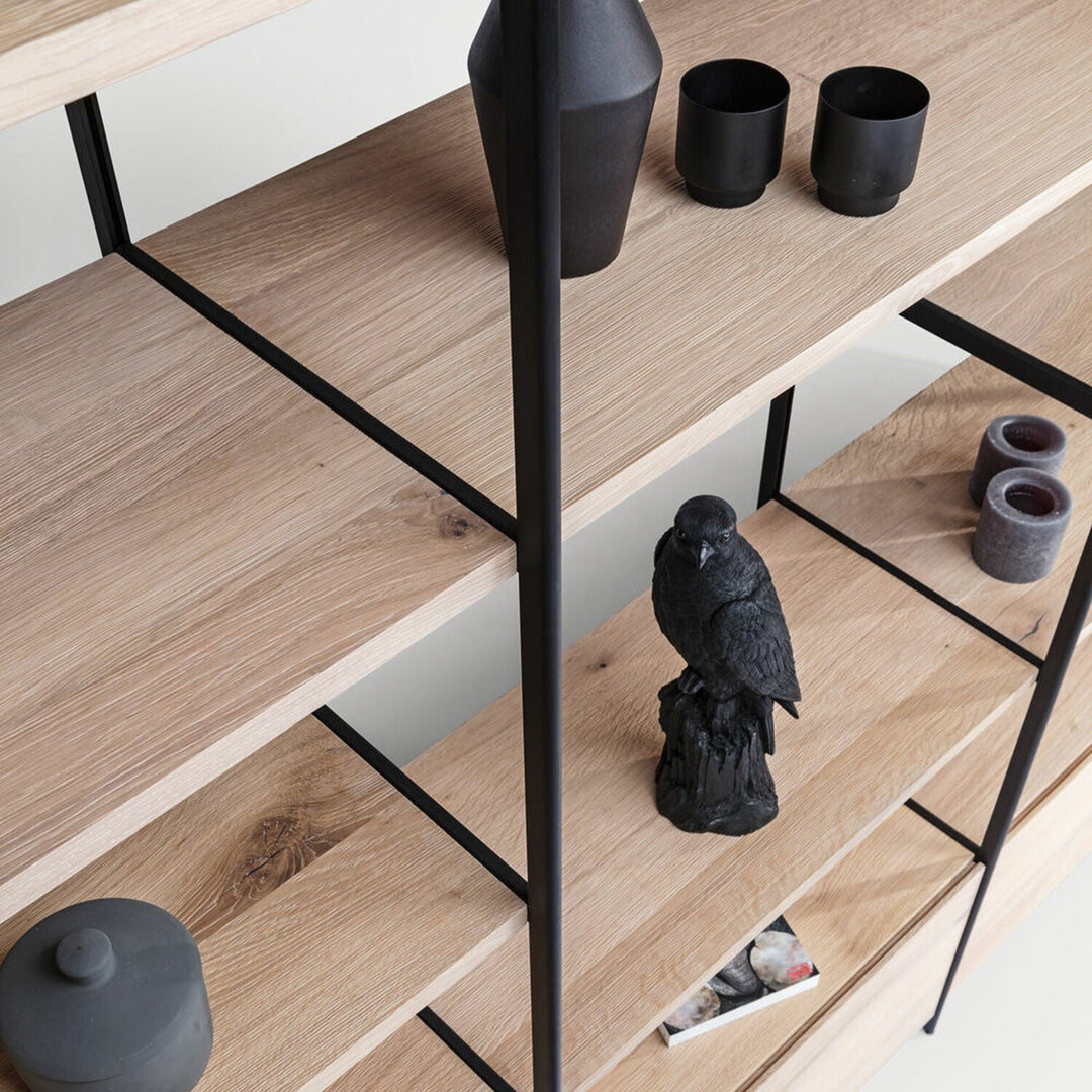 janua | bc 06 room 68 shelving system | 4x5 grid oak + black
