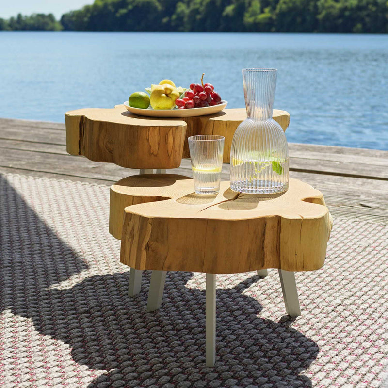 janua | bc 05 stomp outdoor table | 30-40cm | raw acacia