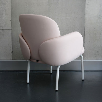 puik | dost lounge chair | pink - LC