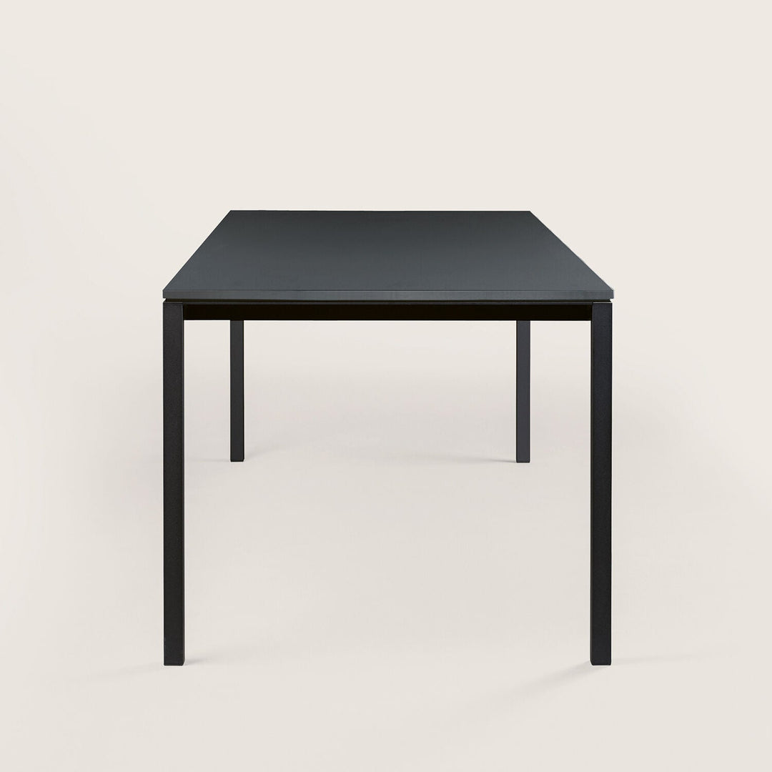 janua | S 600 outdoor table | slate grey + black base 240x80cm