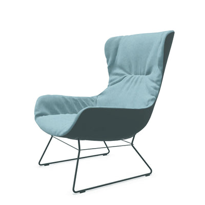 freifrau | leya wingback chair | wire frame | avalon 0045 + sahara plaza leather