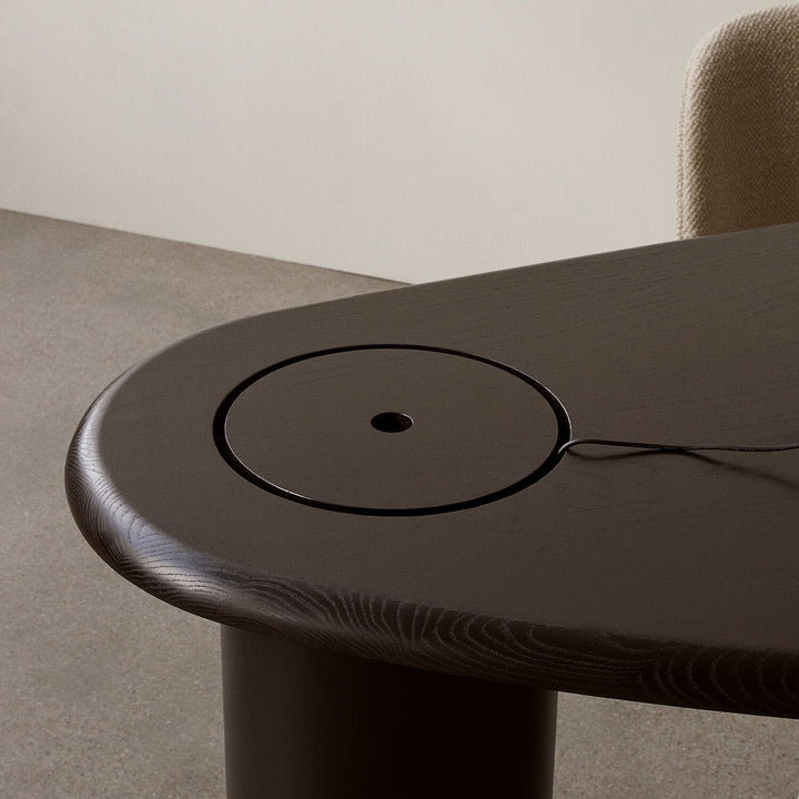 audo copenhagen (menu) | eclipse desk | dark oiled polished oak
