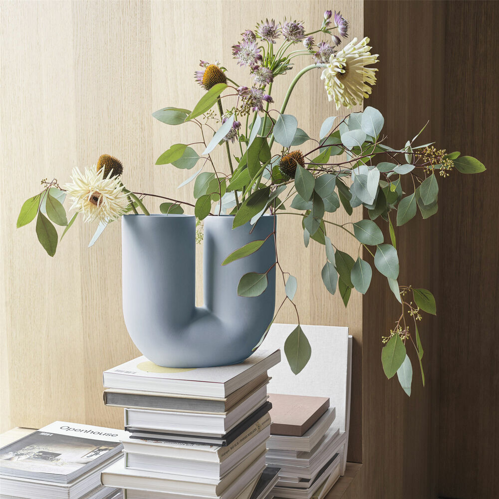 muuto | kink vase | light blue 26cm