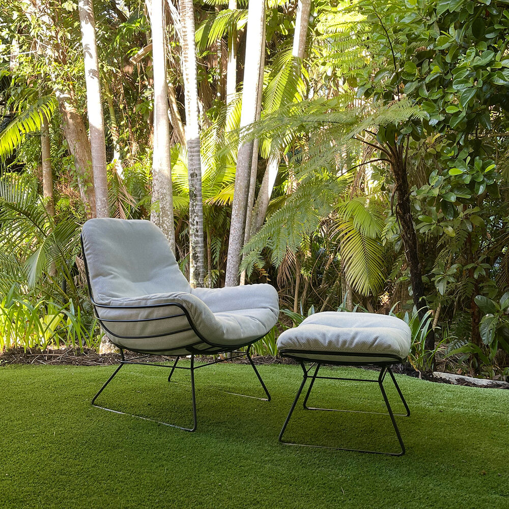 freifrau | leyasol outdoor lounge chair | lopi ash + black frame