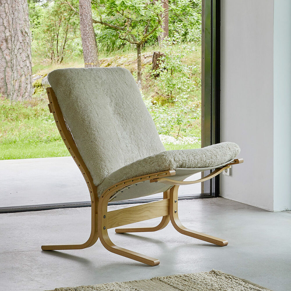 hjelle | siesta ovis 302 OV chair | low back | oak + sheepskin moonlight