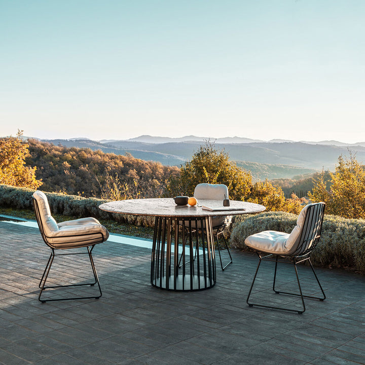 janua | bc 07 basket outdoor table round | alps glitter stone + black base 155cm
