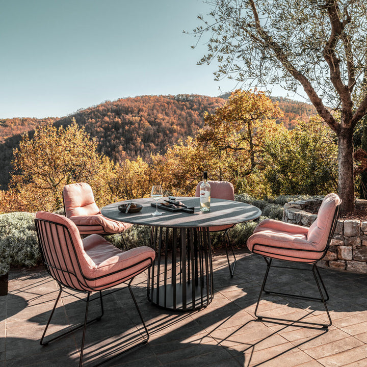 janua | bc 07 basket outdoor table round | alps glitter stone + black base 155cm