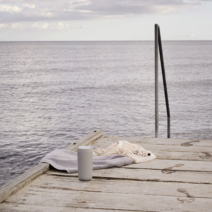 stelton | to go click vacuum insulated cup | soft light grey 400ml ~ DC