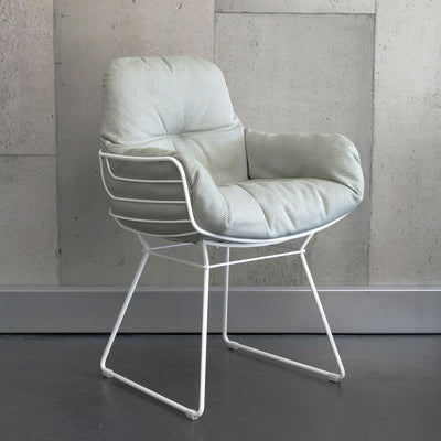 freifrau | leyasol outdoor armchair high | wire frame | lopi beldi + white