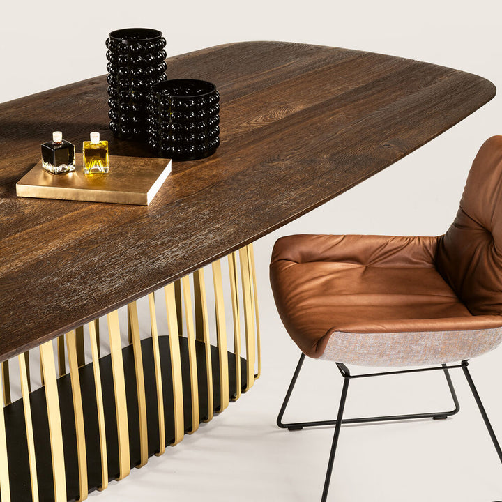 janua | bc 07 basket table boat shape | american walnut + brass base 220x110cm