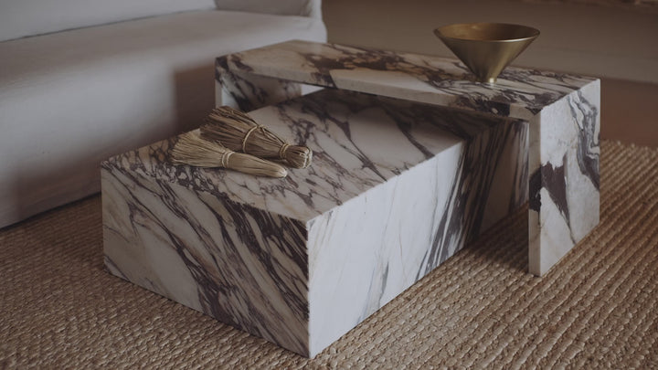 audo copenhagen (menu) | plinth bridge | white carrara marble