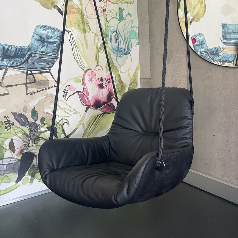 freifrau | leya lounge swing seat | cayenne ebony (black) + orient ebony (black) leather