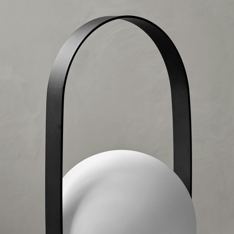 audo copenhagen (menu) | carrie portable table lamp | black v2