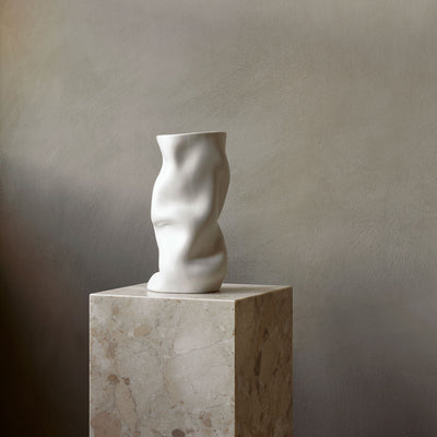 audo copenhagen (menu) | collapse vase | white 30cm - DC