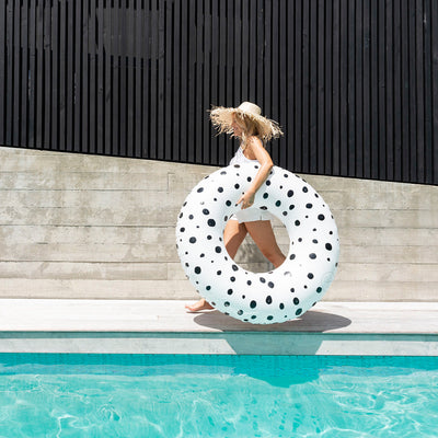 &sunday | oversized pool tube | bubbles