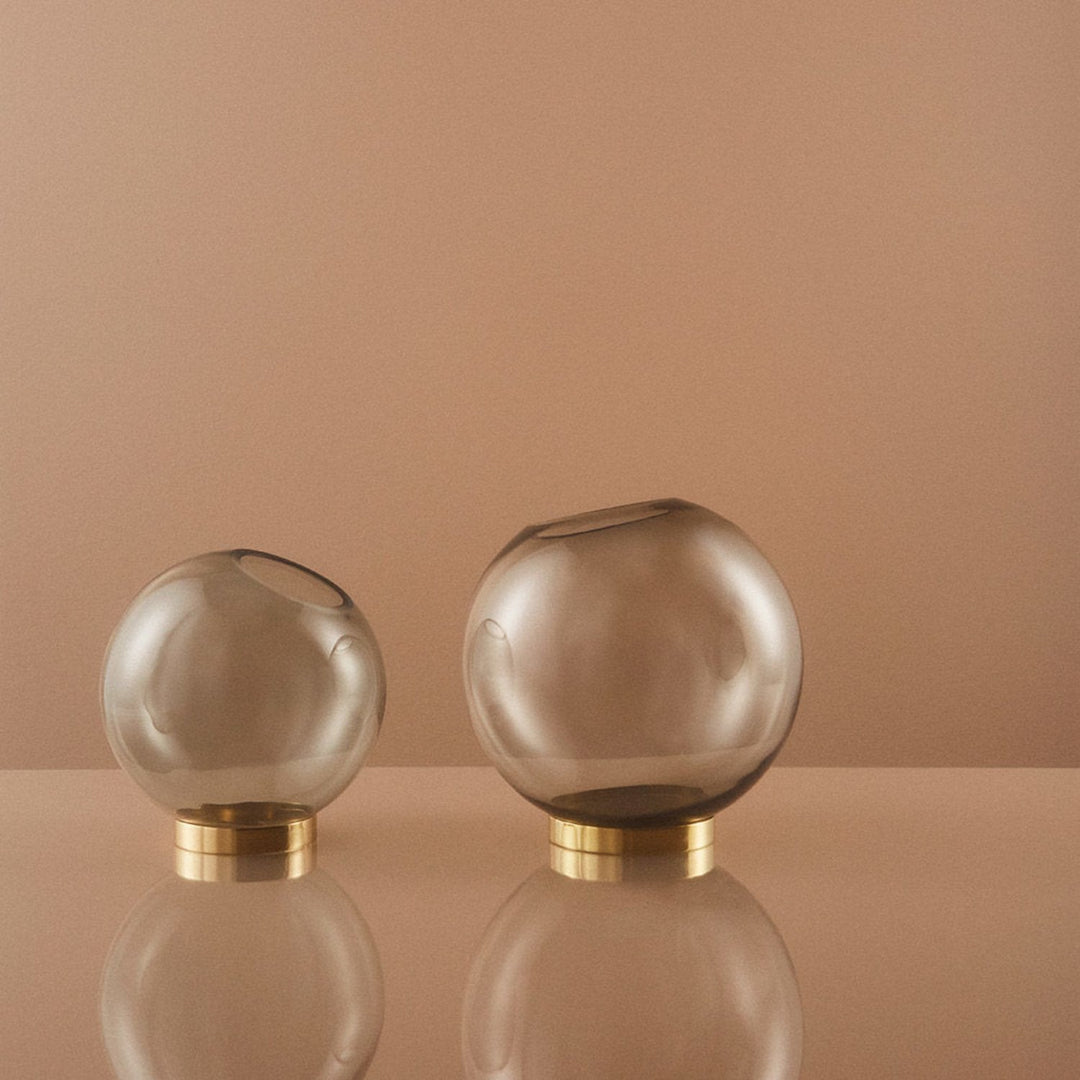 aytm | globe vase with stand | black small - LC