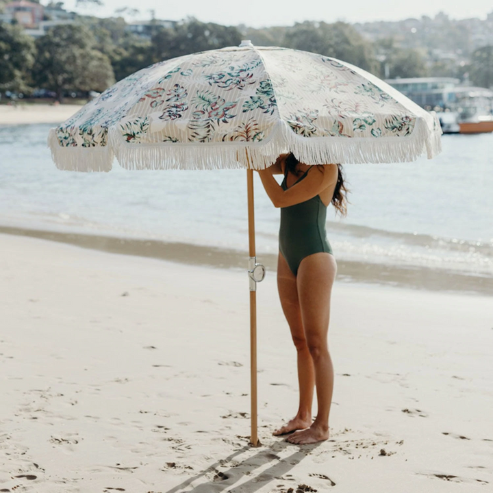 basil bangs | beach umbrella | tiki - LC