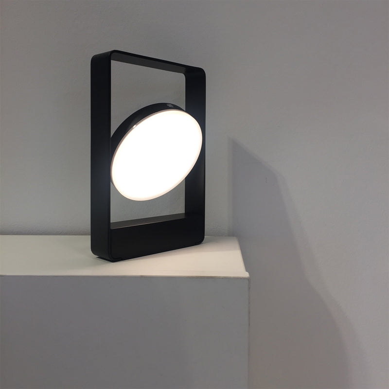 case furniture | mouro portable table lamp | black