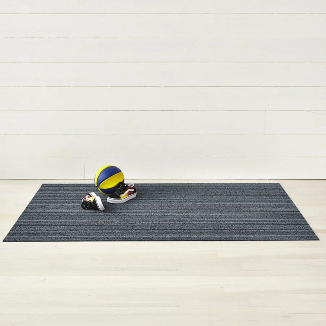 chilewich | big mat 91x152cm (36x60") | skinny stripe blue