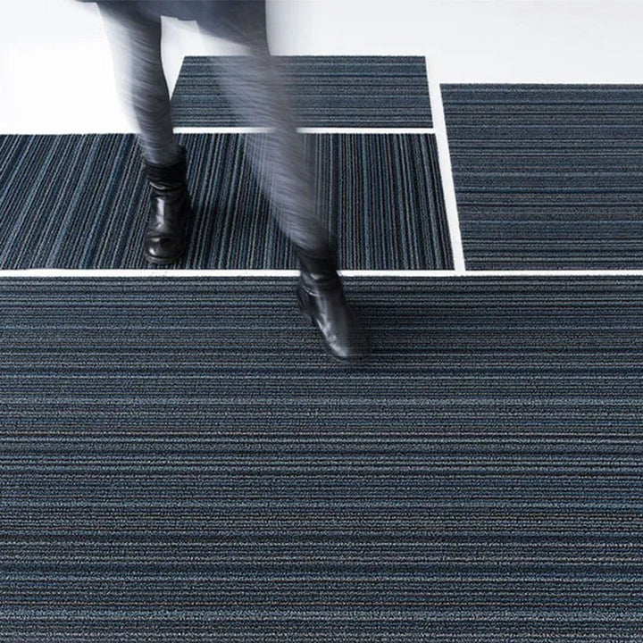 chilewich | utility doormat 61x91cm (24x36") | skinny stripe blue