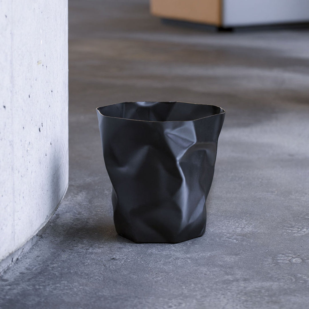 essey | bin bin | large black