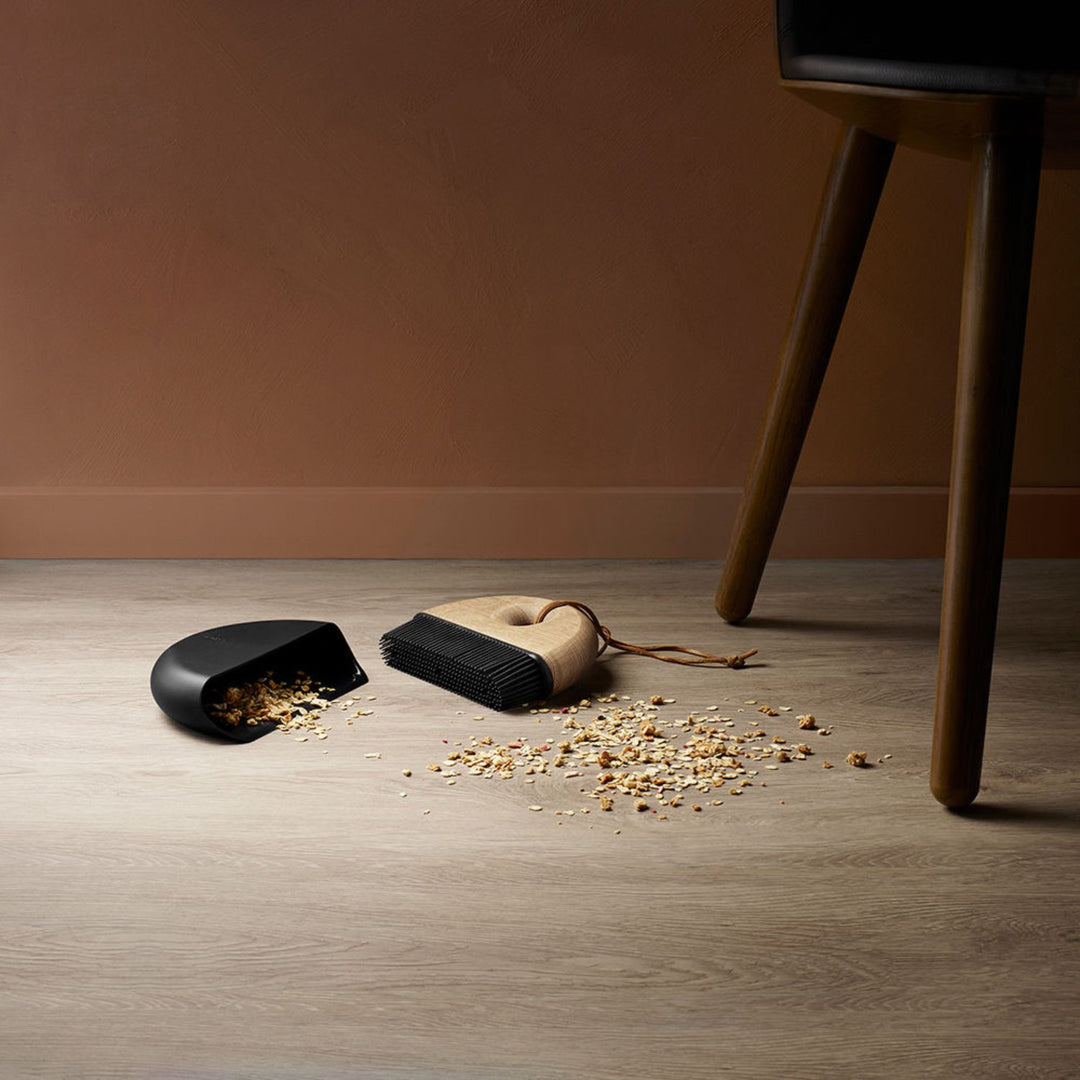 eva solo | sweep dustpan + brush set
