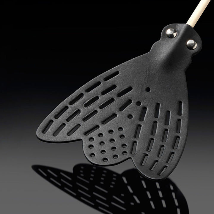 essey | fly fly leather flyswatter | black