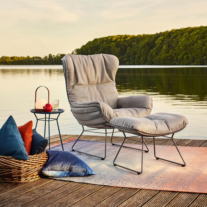 freifrau | leyasol outdoor coffee table | small | traffic white