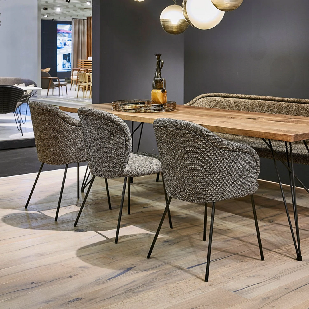 freifrau | ona curve armchair 2020 | steel frame | shake steel