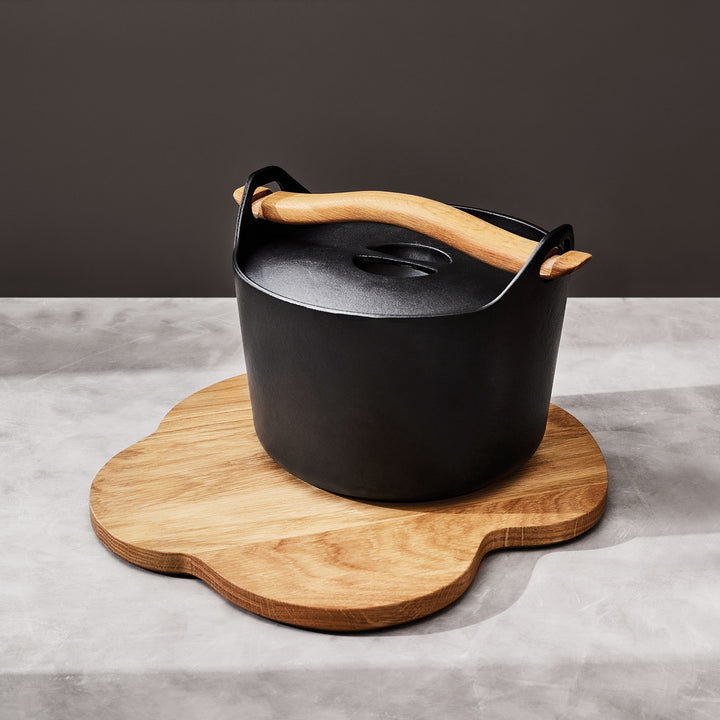 iittala | sarpaneva cast iron casserole | round 3 litre