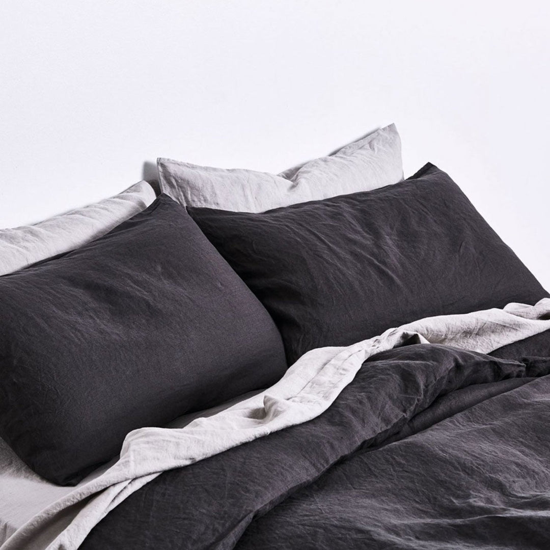 in bed | linen duvet cover | king | kohl - LC