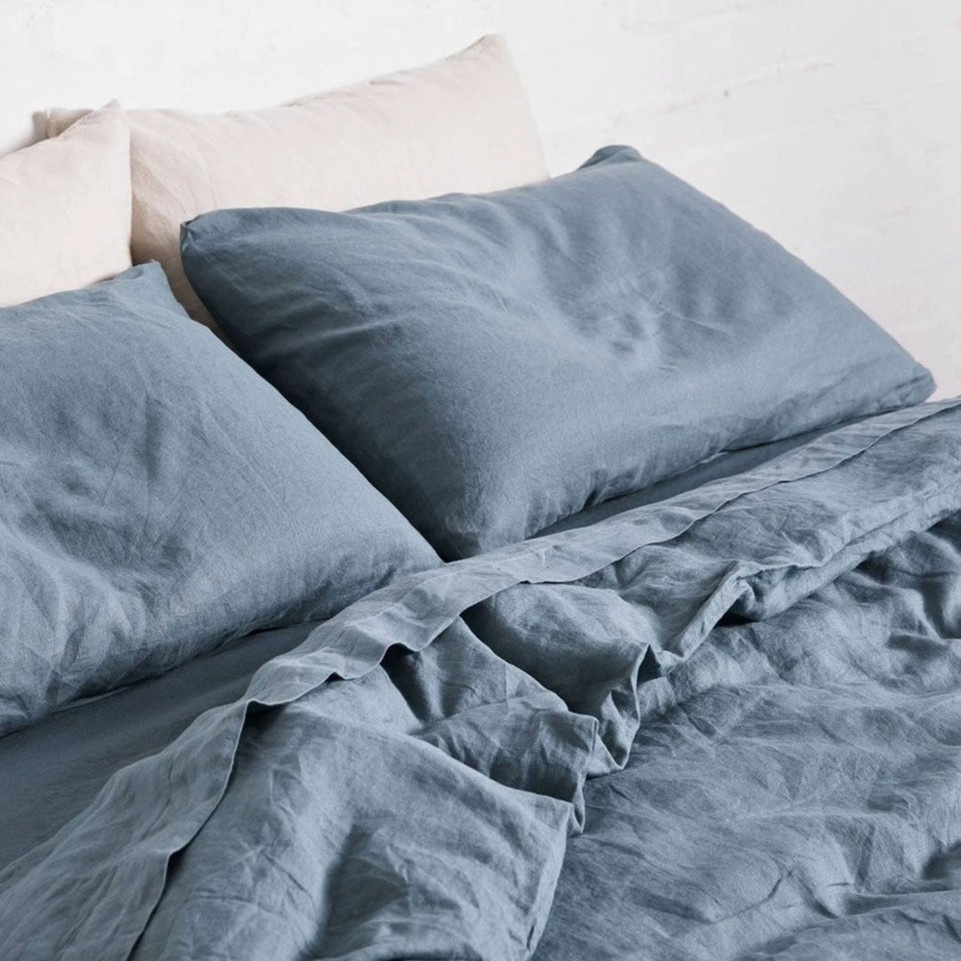 in bed | linen duvet cover | queen | lake blue - LC