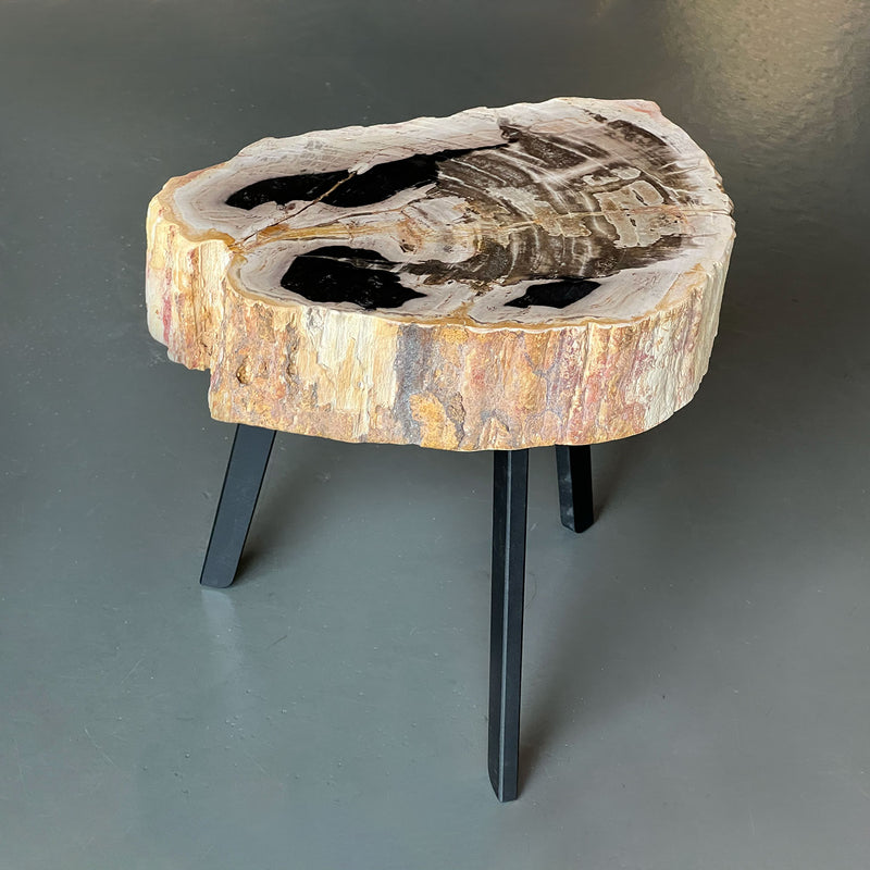 janua | bc 05 stomp stone table | 40cm | beige black 13