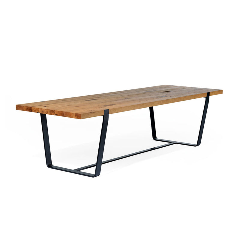 janua | bb 11 clamp dining table | oiled vintage oak 220x95cm