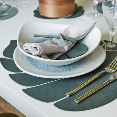 lind dna | table mat | leaf large | nupo dark green