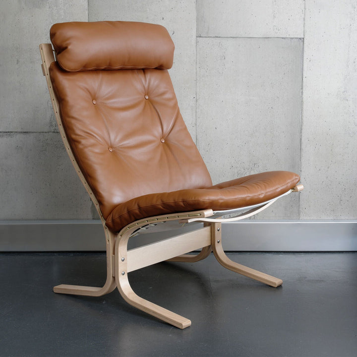 lk hjelle | siesta classic 300 chair | high back | oak + rustical tan leather