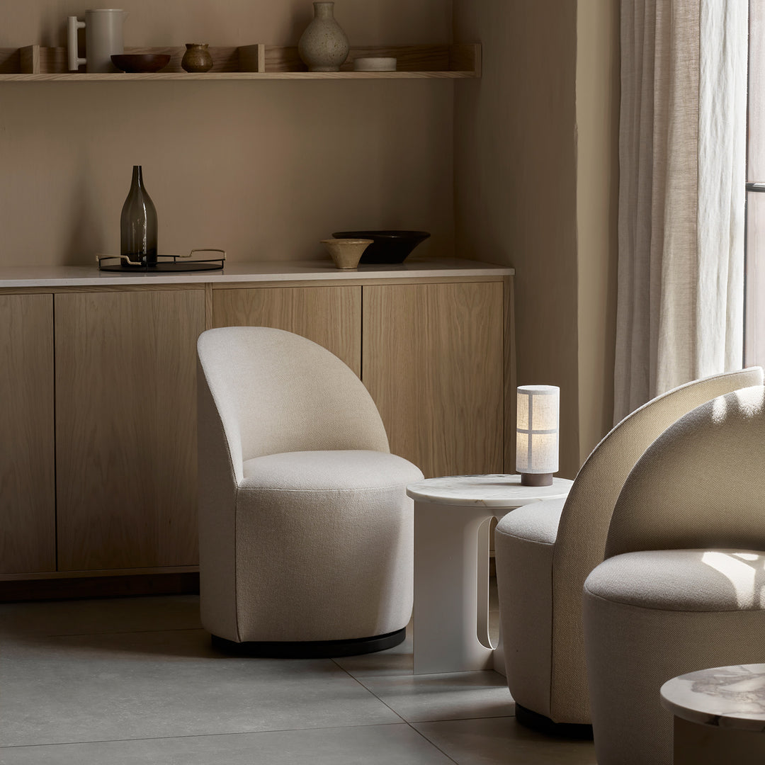 audo copenhagen (menu) | hashira portable table lamp | raw