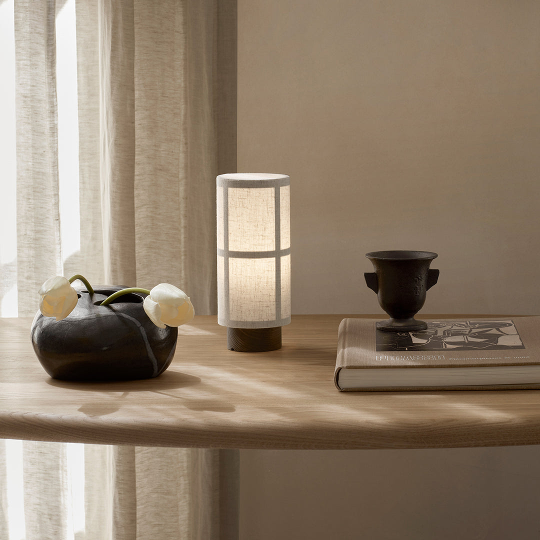 audo copenhagen (menu) | hashira portable table lamp | raw